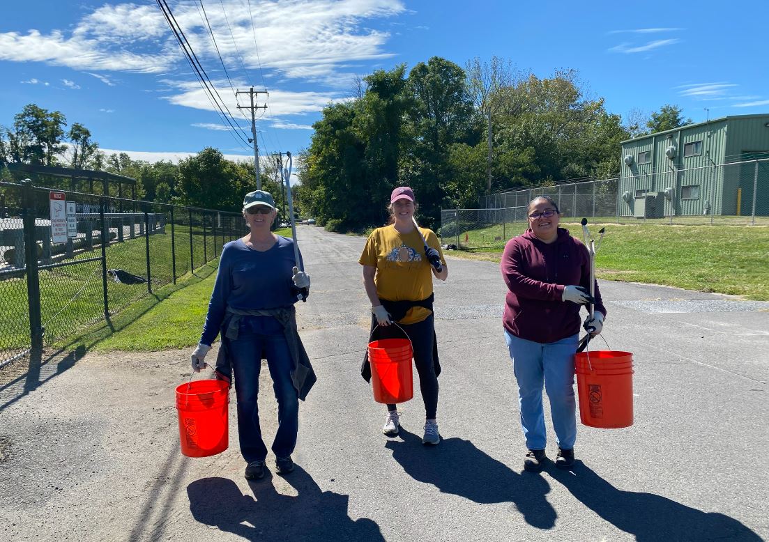 Trash Cleanup for Martin Luther King, Jr. Day of Service Heritage